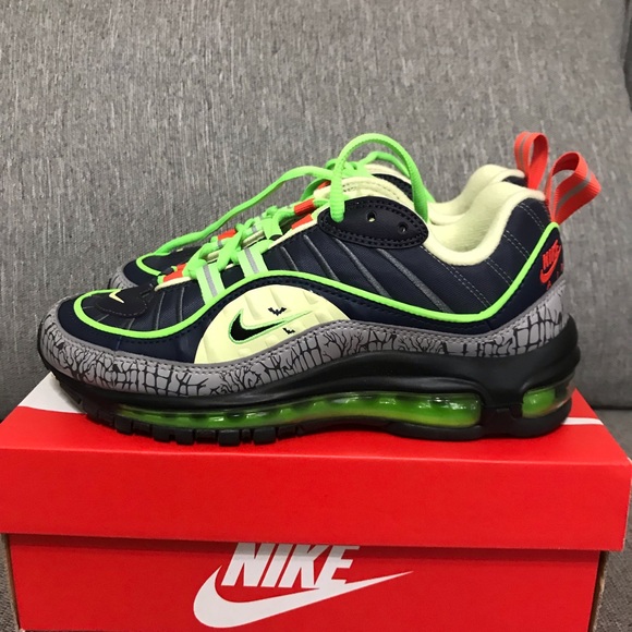 halloween 98 air max